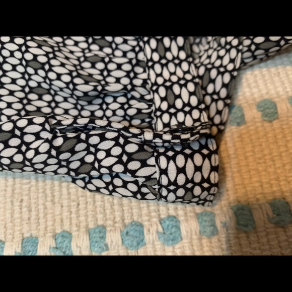 East 5th Blouse Ruffle Short Sleeve Size 1XG - Picture 4 of 9